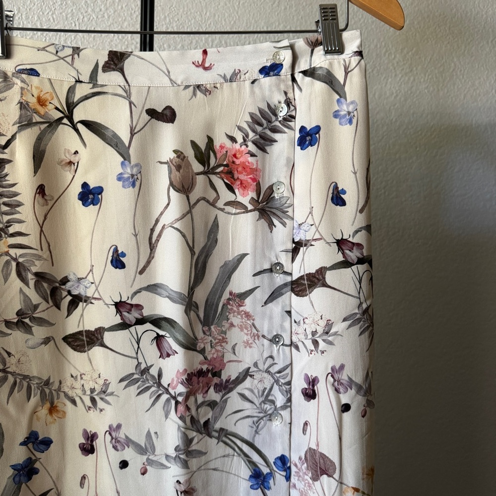 100% Silk Amour Vert Botanical Midi Skirt - Picture 6 of 10